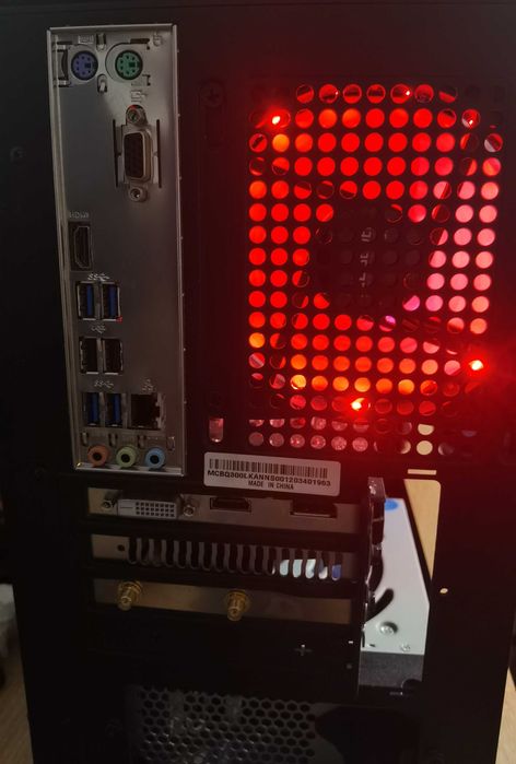 Настолен компютър AMD RYZEN 5