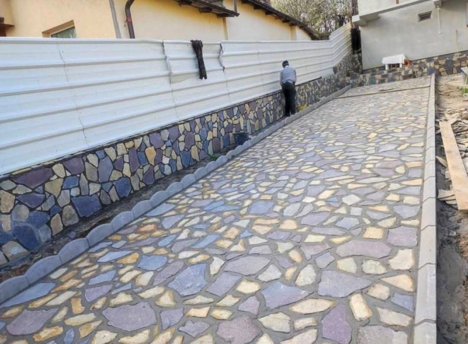 Vând piatră și montez