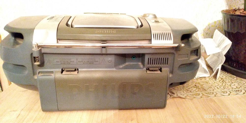 Продам телевизор LG и магнитофон Philips