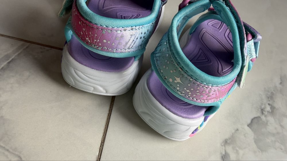 Sandale skechers fetita cu luminite
