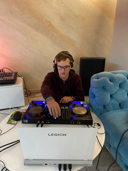 DJ ERHARD - Sonorizări Evenimente