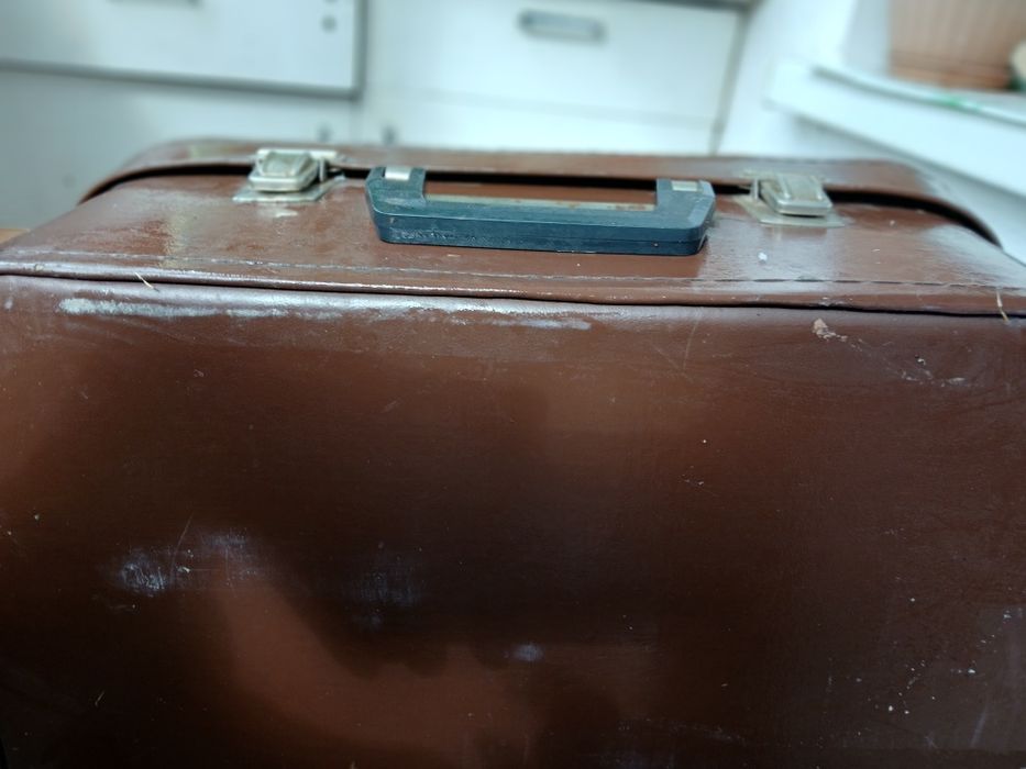 Продам швейную машину с электроприводом