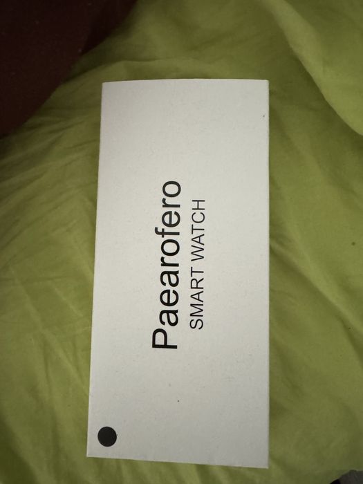 Смарт часовник чисто нов