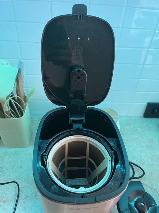 Капельная кофеварка Polaris