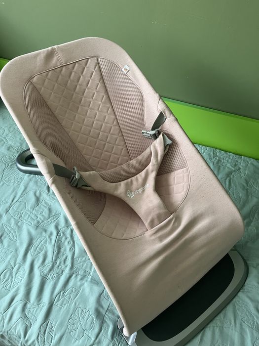 шезлонг Ergobaby 3в1 evolve