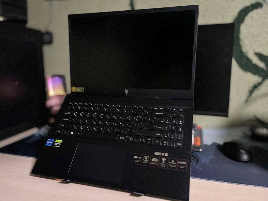 Игровой ноутбук RTX 4050 (6GB) / i7-13620H / 32GB / 180Hz- почти новый