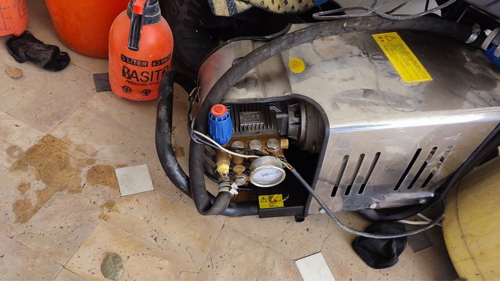 Карчер продаётся. Карчер сотилади