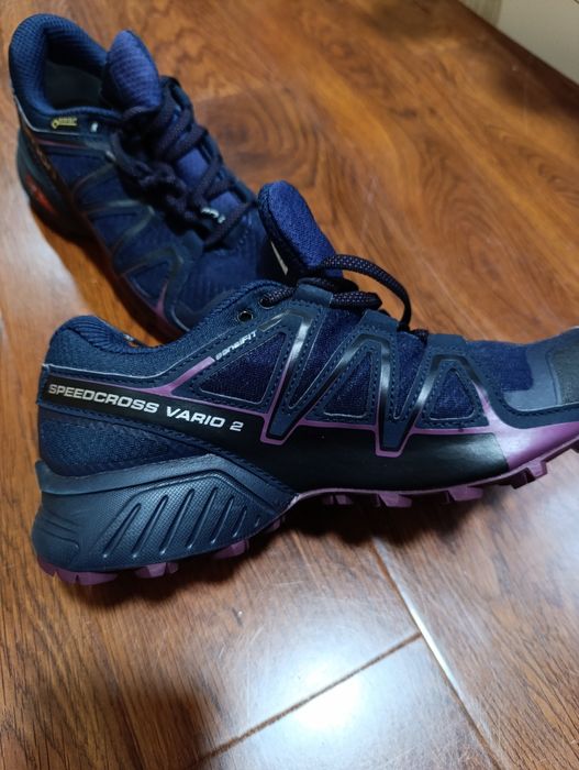 Adidași Salomon mărimea 37