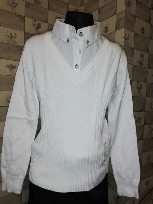 Кофточка  девочке в школу