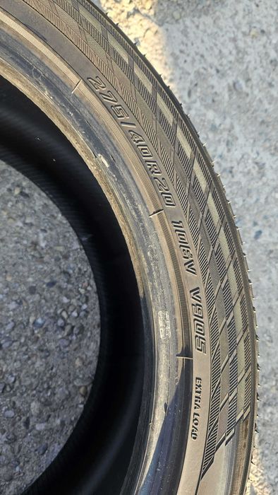 275/40 R20 • Iarna • Yokohama BluEarth Winter V905 106V XL | 2 buc | DOT 2022 | Pret/buc
