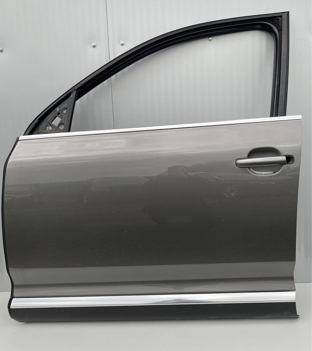 USA St fata vw Touareg 7L Facelift / cod de culoare LR7P