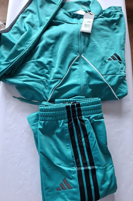Trening Adidas originali