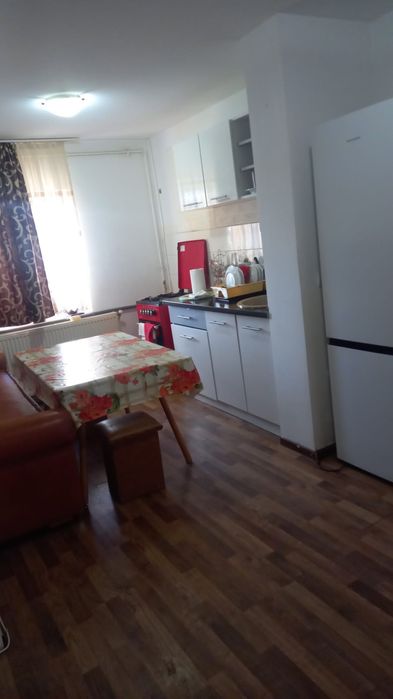 Garsoniera de inchiriat