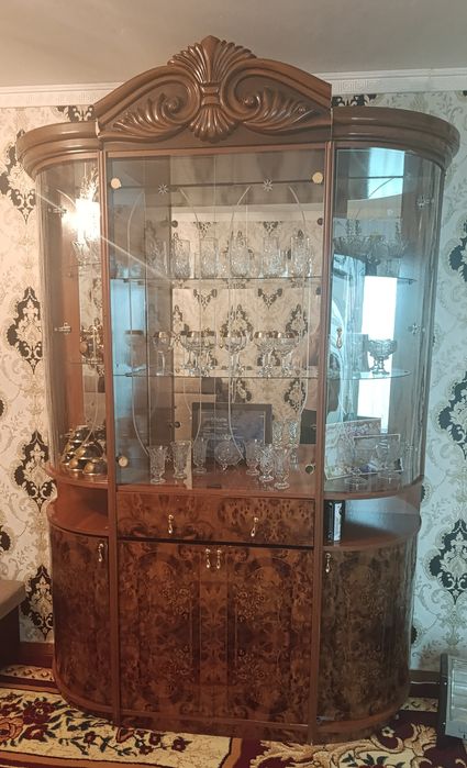 Stenka sotiladi, holati yaxshi