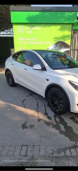 Tesla Model Y (Korea) 2024/2025 Srochno