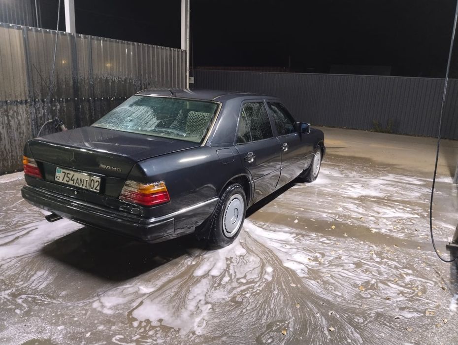 Продам мерседес 124