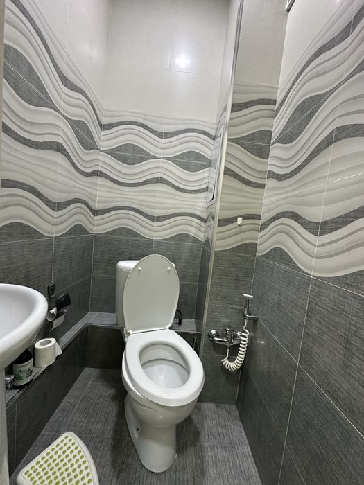 Сдается 3 комнатная квартира Метро Космонавтов Айбек Жемчуг