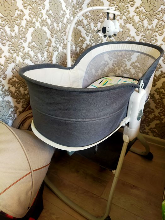 Продается шезлонг в отличном состояний