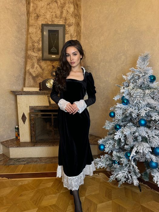 Распродажа трендовых платьев