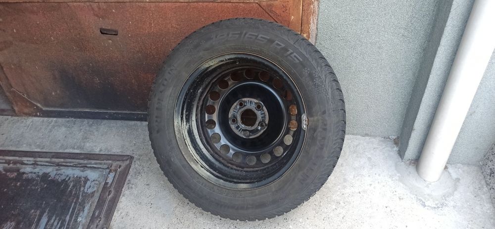 Джанти с Гуми 15-ки за Опел Астра К