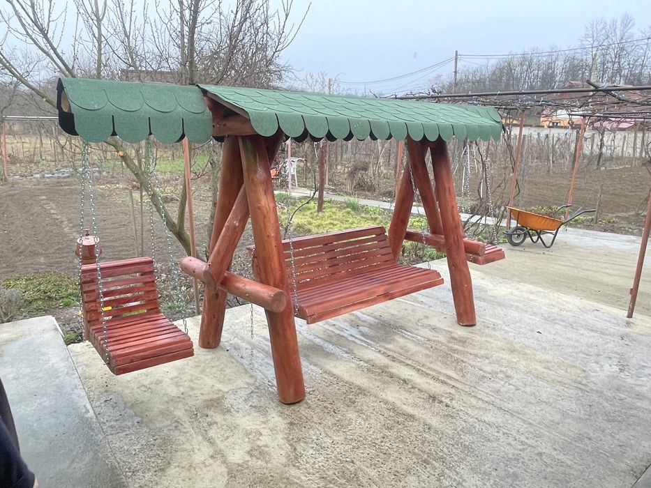 Leagan din lemn masiv