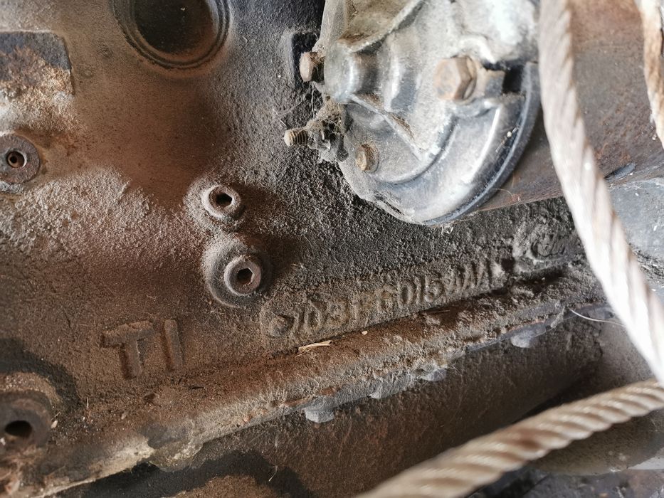 Продавам дизелов двигател Ford