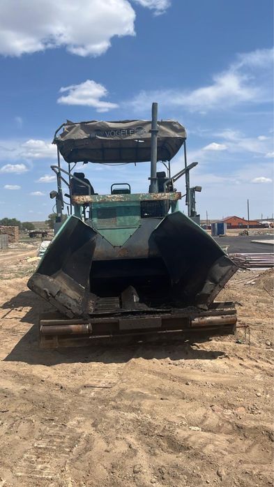 Продам асфальтоукладчик