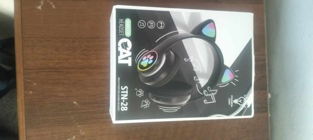 Продам наушники  с кашачеми ушками