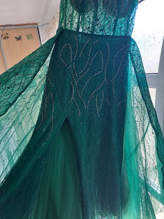 Rochie de seara   Purtată o singură dată