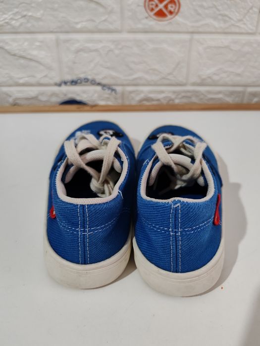 Teniși/ Sneakers Disney Zara, Mikey Mouse, mărimea 29