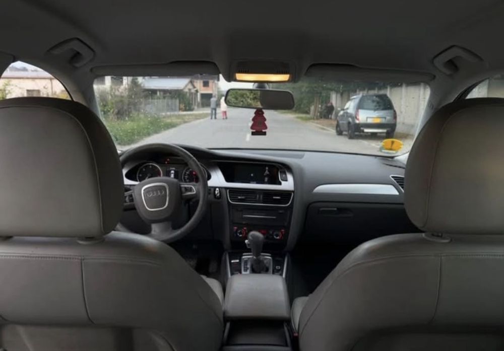 AUDI A4 Avant 2012 — imagine 4