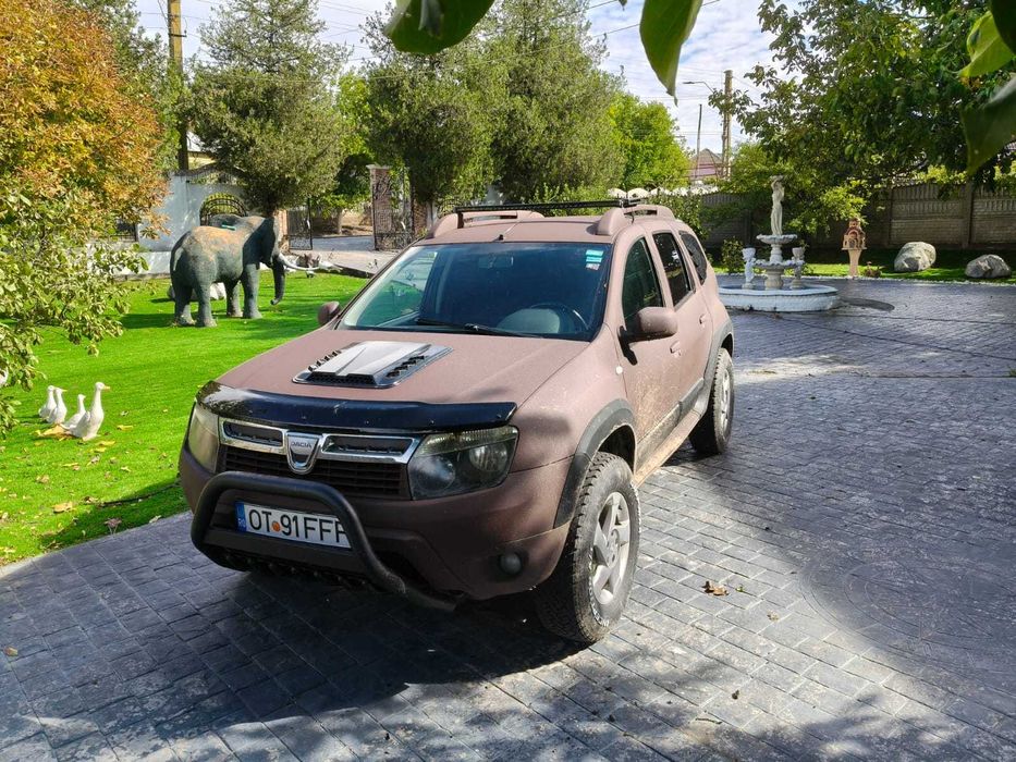 Duster 2010, inaltata 5cm