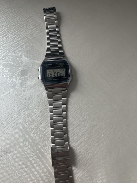 Продам часы  casio оригинал