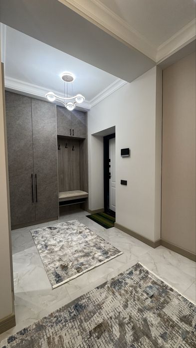 Продается 2х комнатная в жк Менинг уйим на Юнусабаде-13