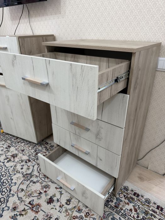 Продам комод и шкаф