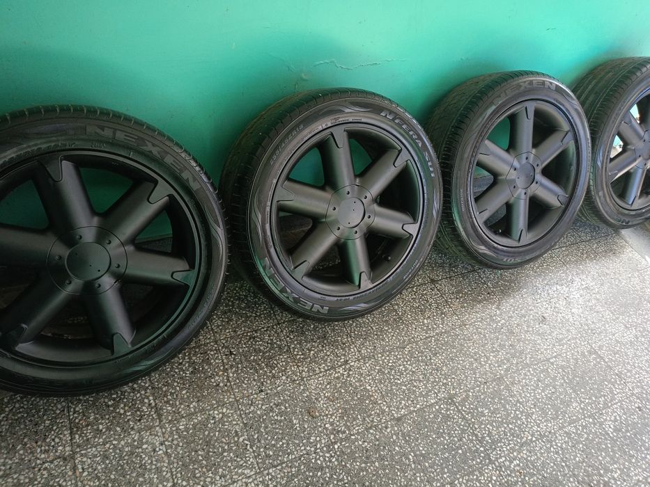 Продавам комплект гуми с джанти Дачия Дъстър/ Dacia Duster 4х4