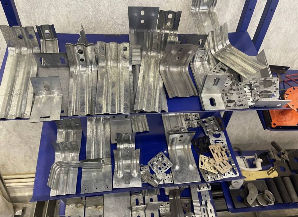 Фасадга профиллар Кронштейнла