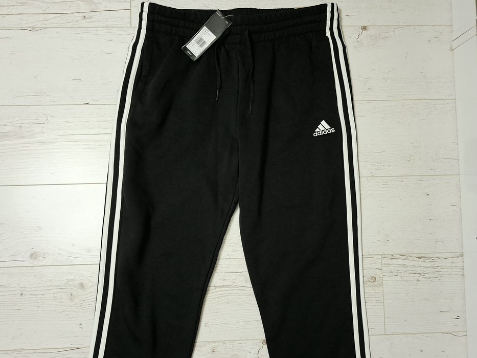 Adidas-Ориг. Ватирано долнище Ново!!!