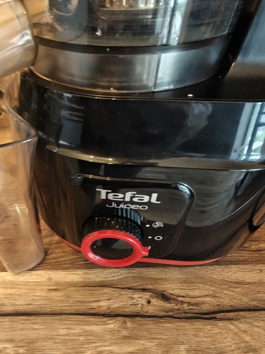 Storcator de fructe si legume Tefal ZC150838 Juiceo