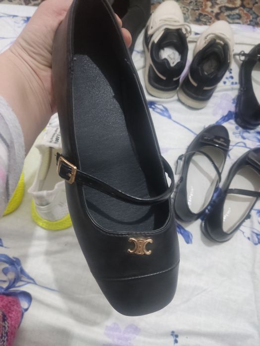 Обувь для школы 3000