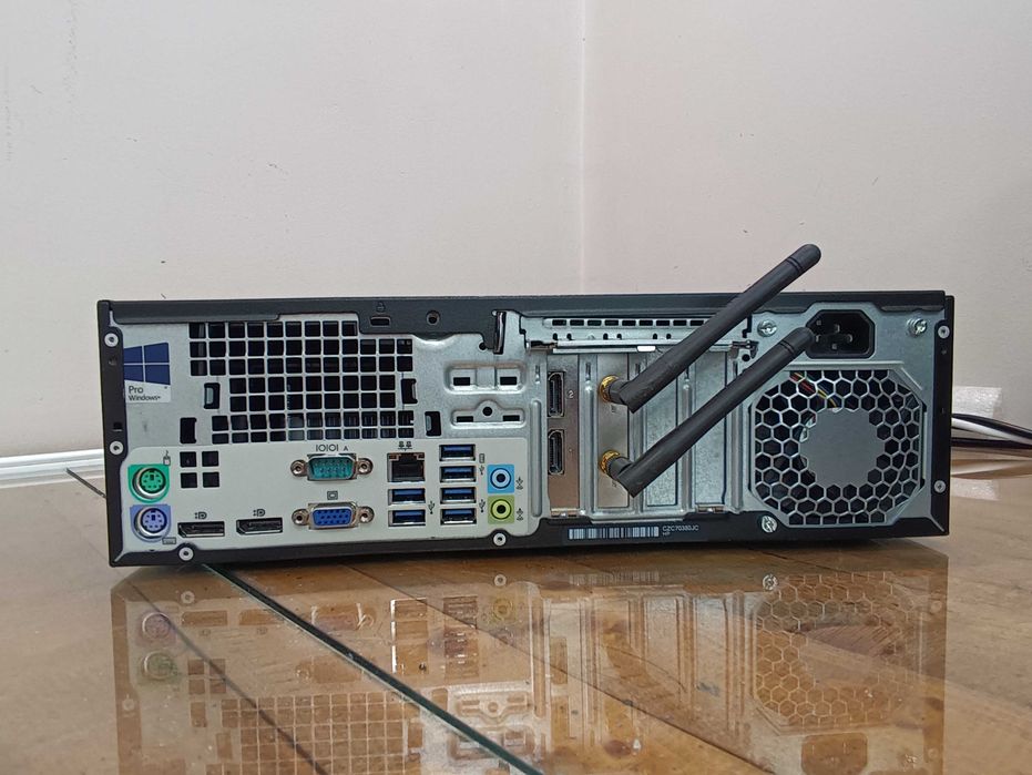 Настолен компютър HP EliteDesk 800G2 SFF - i7 6700