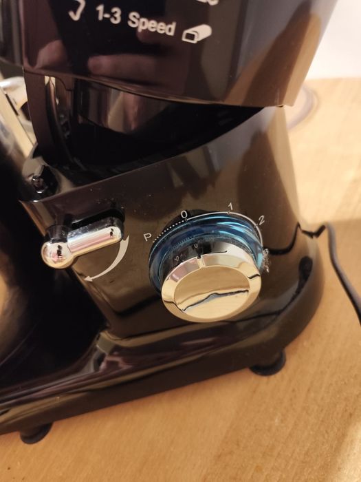 Vând mixer cu Biovita