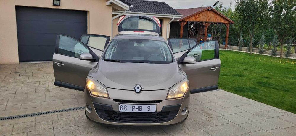 Renault Megane Model Bose