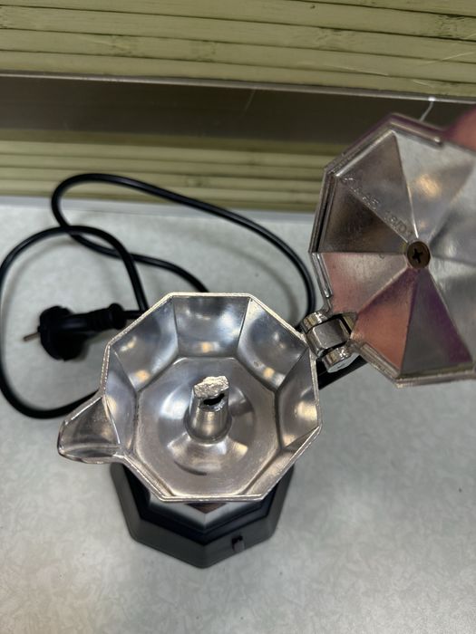 Електрическа кафеварка Bialetti Moka Elettrika