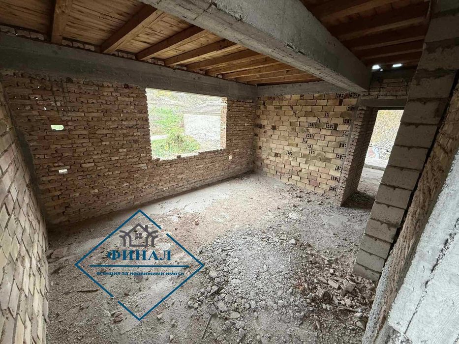 Продава се Промишлена сграда в с. Памукчии, Област Шумен - 813 кв.м за 189 €/кв.м - Снимка #13