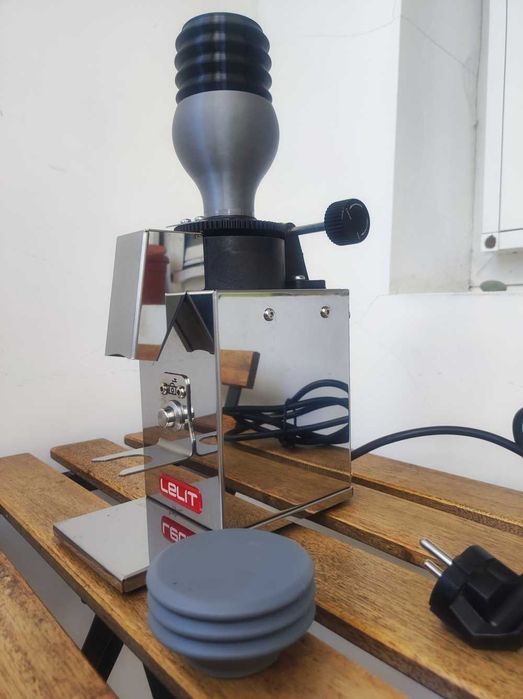 Кафемелачка Lelit Fred PL043MMI