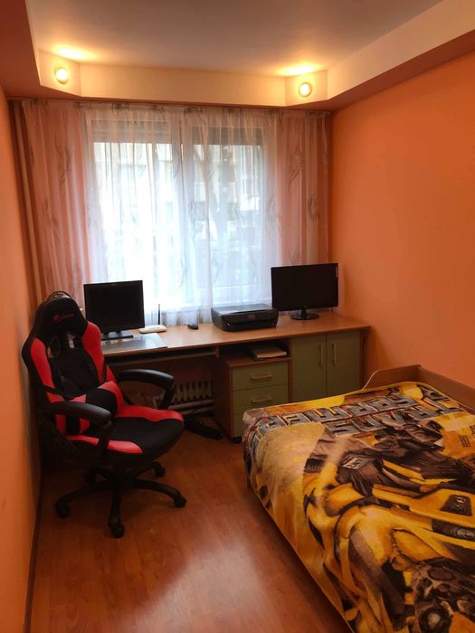 Apartament 3 camere parter zona Rogerius Aluminei
