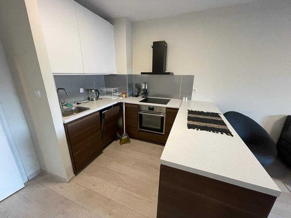 Продава се Четиристаен апартамент в к.к. Слънчев бряг - 150 кв.м за 600 €/кв.м - Снимка #2