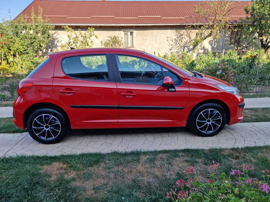Peugeot 207 1.4 MPI Benzină 75 CP 2007