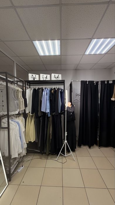 Продам бутик с оборудованием